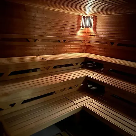 U Jelena - Rodinny U Lesa S Garazi Harrachov