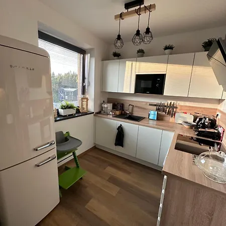 U Jelena - Rodinny U Lesa S Garazi Apartment *
