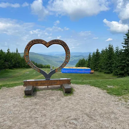 Apartment U Jelena - Rodinny U Lesa S Garazi *